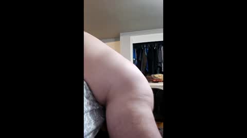 hanes1711 online show from 04-10-26, 01:27