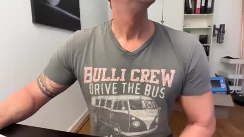 Snapshot of hankmoody6 chatting on 10-09-25, 06:33 hanky online show from 10-09-25, 06:33