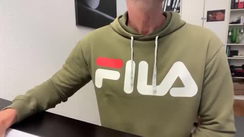 Snapshot of hankmoody6 chatting on 12-01-25, 07:57 hanky online show from 12-01-25, 07:57