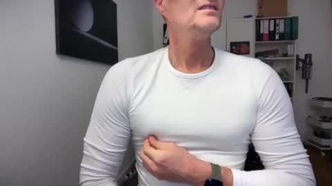 Snapshot of hankmoody6 chatting on 02-06-26, 08:29 hanky online show from 02-06-26, 08:29