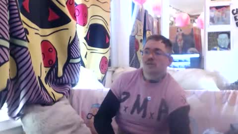 Snapshot of hankrams chatting on 02-12-26, 08:04 hank rams online show from 02-12-26, 08:04