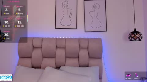 hanna__evans_ online show from 03-15-26, 11:49