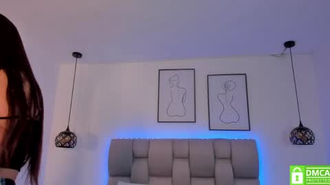 hanna__evans_ online show from 05-30-26, 12:13