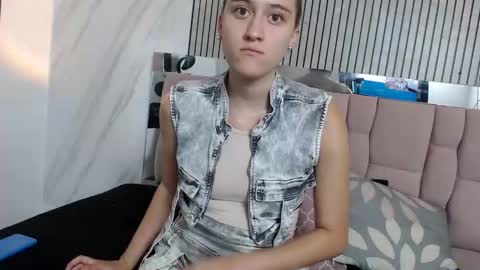 Snapshot of hanna__palmer1 chatting on 12-04-25, 11:52 Hanna Palmer online show from 12-04-25, 11:52