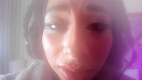 Snapshot of hanna_azumi_ chatting on 03-08-25, 09:28 hanna online show from 03-08-25, 09:28