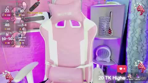 Snapshot of hanna_azumi_ chatting on 12-18-25, 02:28 hanna online show from 12-18-25, 02:28