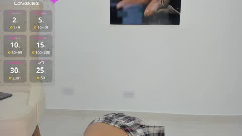 hanna_botero online show from 12-06-24, 11:11