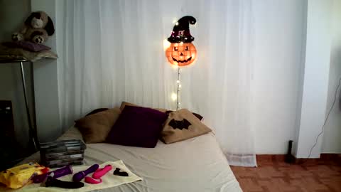 Snapshot of hanna_charming chatting on 10-08-25, 06:38 Hanna charming online show from 10-08-25, 06:38