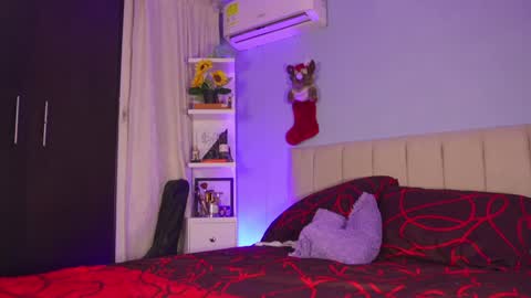 HANNA  online show from 12-27-24, 10:48