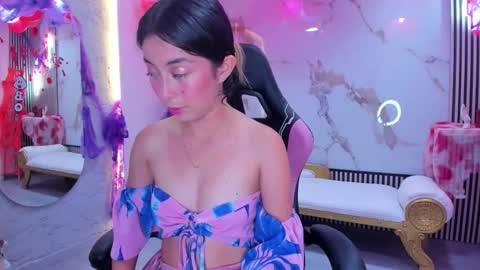 Snapshot of hanna_cutte_ chatting on 10-04-25, 06:39 Hanna online show from 10-04-25, 06:39