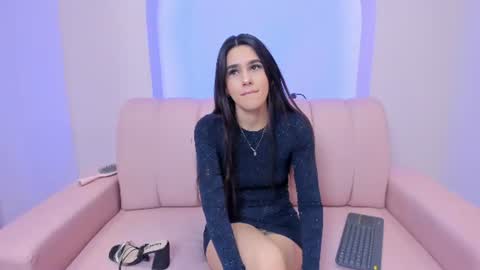 Hanna Foxi online show from 06-27-26, 12:10