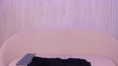 Hanna Foxi online show from 07-28-26, 11:17