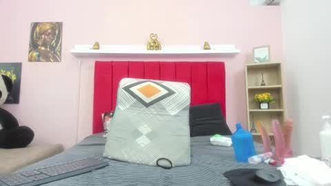 Snapshot of hanna_hornyx20 chatting on 10-11-25, 01:16 hanna_hornyx20 online show from 10-11-25, 01:16