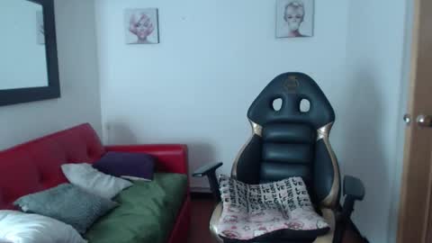 hanna_lamber online show from 03-29-26, 11:21