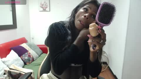 hanna_lamber online show from 04-15-26, 11:06