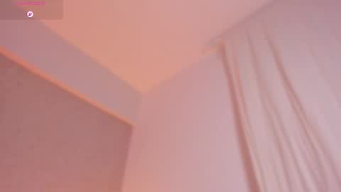 Snapshot of hanna_lee02 chatting on 05-27-26, 12:13 Hanna Lee online show from 05-27-26, 12:13