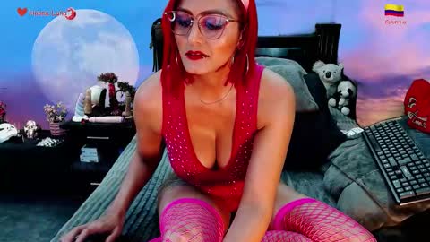 Snapshot of hanna_luna chatting on 02-17-26, 09:50 Hanna online show from 02-17-26, 09:50