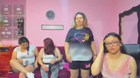 Hanna online show from 10-25-25, 02:02