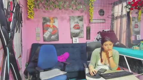 Hanna online show from 05-25-26, 12:11