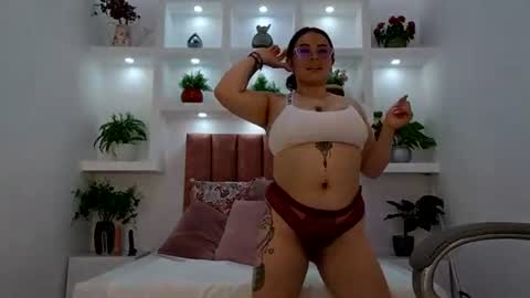 Snapshot of hanna_moons chatting on 08-01-26, 05:07 hanna_moons online show from 08-01-26, 05:07