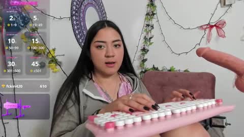 Camila online show from 12-10-24, 10:26