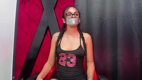 Snapshot of hanna_slut chatting on 01-05-25, 02:27 EVA online show from 01-05-25, 02:27