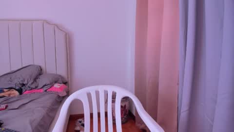 Hanna online show from 04-19-26, 01:54