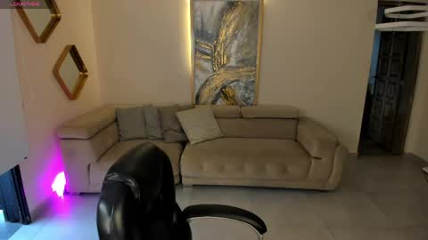  Hanna Connor  online show from 06-08-26, 10:10
