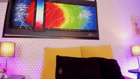 Hanna online show from 11-29-25, 03:31