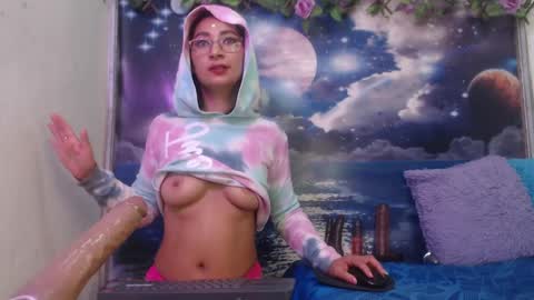 SARA  online show from 02-18-25, 11:52