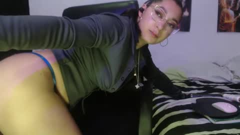 Snapshot of hannafalls chatting on 04-26-26, 03:48 SARA online show from 04-26-26, 03:48