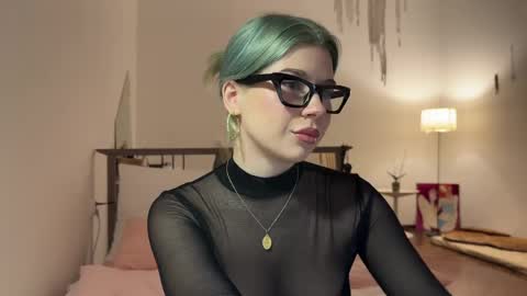 Snapshot of hannah_allin chatting on 02-24-25, 09:41 Hannah Allin online show from 02-24-25, 09:41