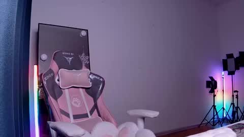 Hannah online show from 01-18-25, 11:55