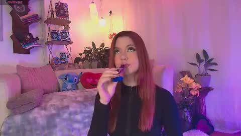 hannah_lovee online show from 06-10-26, 02:34