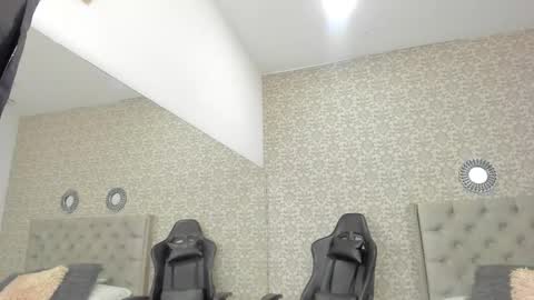 Snapshot of hannah_miller__ chatting on 12-20-24, 10:00 HANNAH MILLER online show from 12-20-24, 10:00