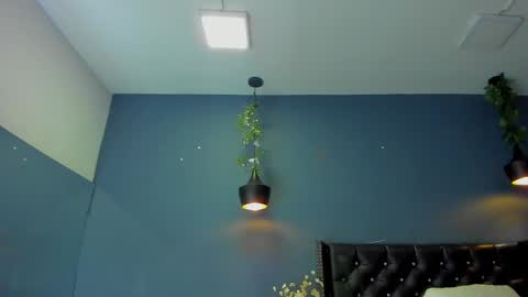 Snapshot of hannah_miller__ chatting on 02-28-25, 05:48 HANNAH MILLER online show from 02-28-25, 05:48
