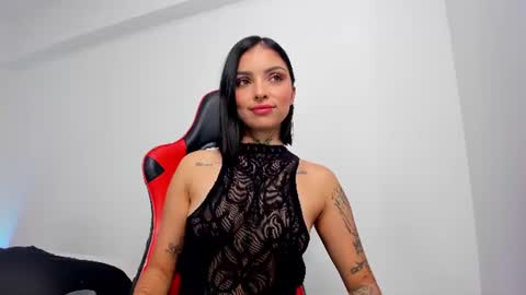 Hannah Milton online show from 07-23-26, 01:58