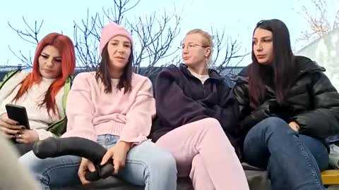 Rose online show from 01-19-25, 09:55