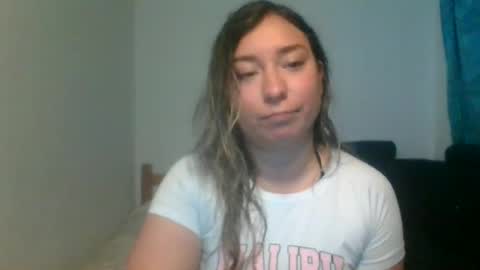 Snapshot of hannahevans2 chatting on 11-24-25, 11:59 hannahevans2 online show from 11-24-25, 11:59