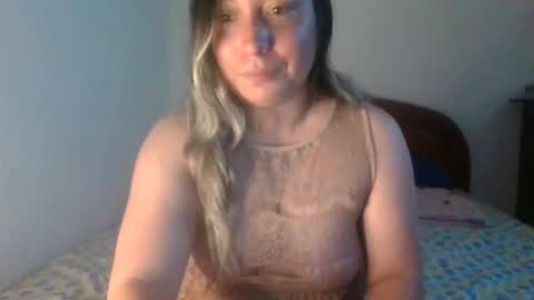 Snapshot of hannahevans2 chatting on 12-17-25, 11:11 hannahevans2 online show from 12-17-25, 11:11