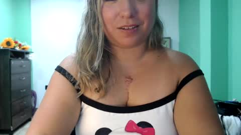 hannahevans2 online show from 07-16-26, 03:56