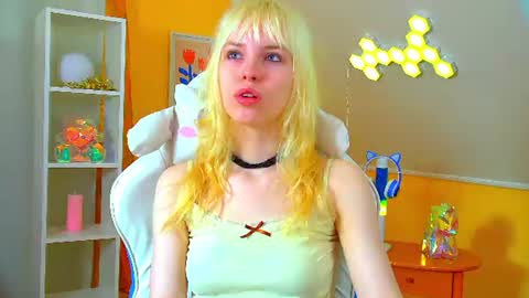 Hannah online show from 07-05-26, 06:09