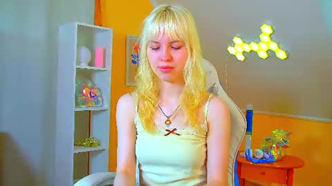 Hannah online show from 07-15-26, 06:29