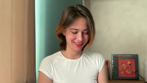 Snapshot of hannahinto chatting on 05-07-26, 02:11 hannahinto online show from 05-07-26, 02:11