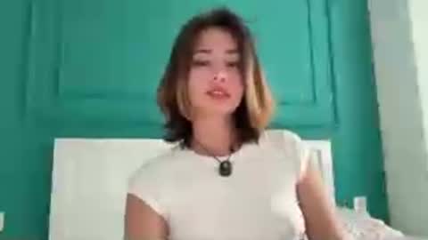 Snapshot of hannahinto chatting on 07-27-26, 02:46 hannahinto online show from 07-27-26, 02:46