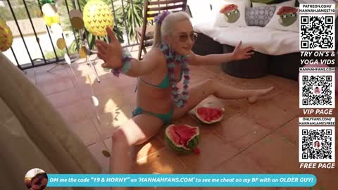 Hannah James online show from 10-09-25, 03:43