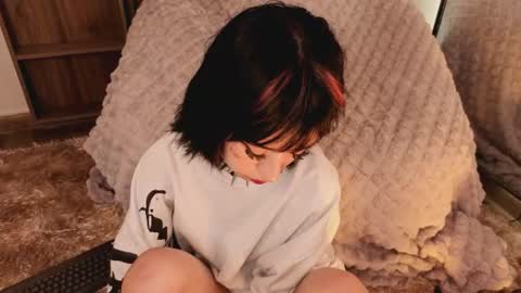 Snapshot of hannahsky_ chatting on 07-28-26, 03:21 hannahsky_ online show from 07-28-26, 03:21