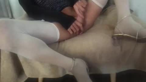 Snapshot of hannahsometimes694u chatting on 11-27-25, 07:32 hannahsometimes694u online show from 11-27-25, 07:32