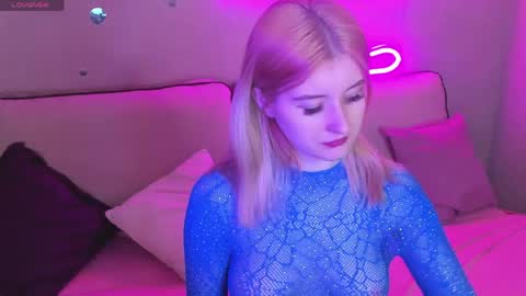 Hanna online show from 05-18-26, 01:02