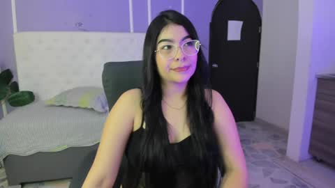 Snapshot of hannalee333 chatting on 06-02-26, 08:44 Hanna online show from 06-02-26, 08:44